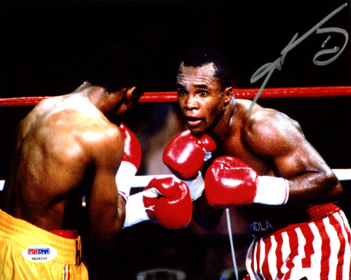 Sugar Ray Leonard Autographed 8x10 Photo vs. Thomas "Hitman" Hearns PSA/DNA Stock #177810