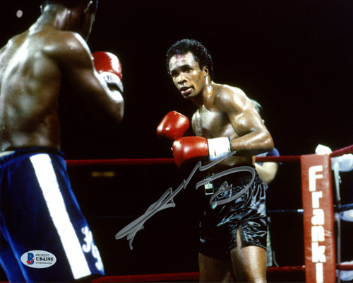 Sugar Ray Leonard Autographed 8x10 Photo Beckett BAS Stock #178126