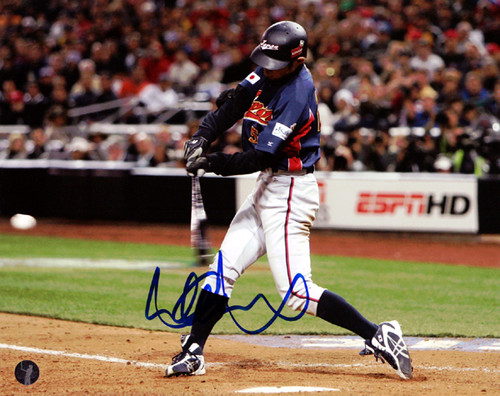 Ichiro Suzuki Autographed 8x10 Photo WBC Japan IS Holo Stock #76016