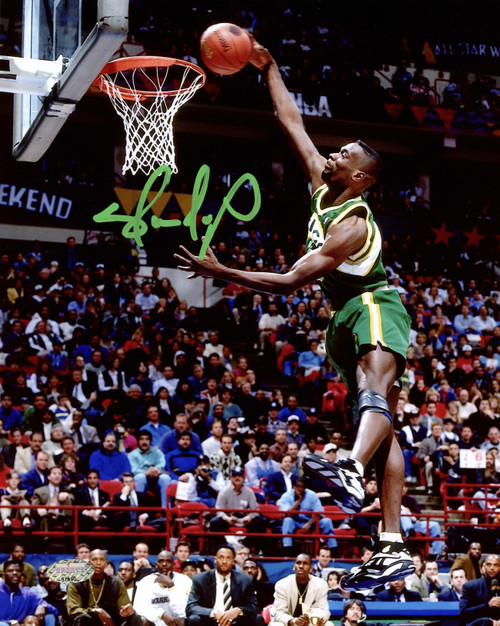 Shawn Kemp Autographed 8x10 Photo Seattle Supersonics Slam Dunk MCS Holo Stock #202437