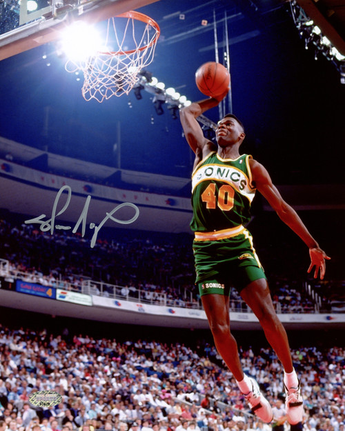 Shawn Kemp Autographed 8x10 Photo Seattle Supersonics Slam Dunk MCS Holo Stock #202438