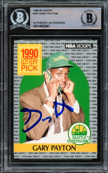 Gary Payton Autographed 1990-91 Hoops Rookie Card #391 Seattle Supersonics Beckett BAS Stock #209777
