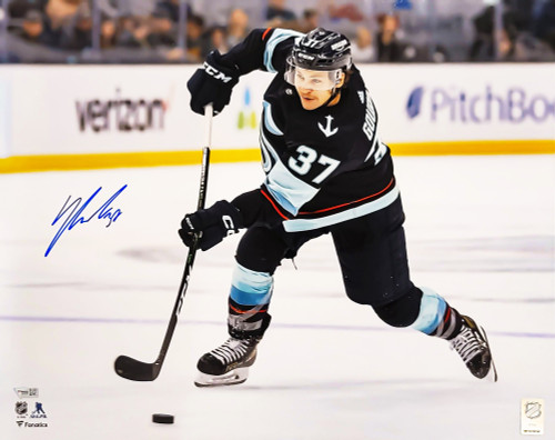 Yanni Gourde Autographed 16x20 Photo Seattle Kraken Shooting Fanatics Holo Stock #211612