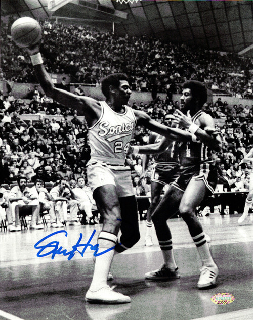 Spencer Haywood Autographed 8x10 Photo Seattle Sonics MCS Holo Stock #104798