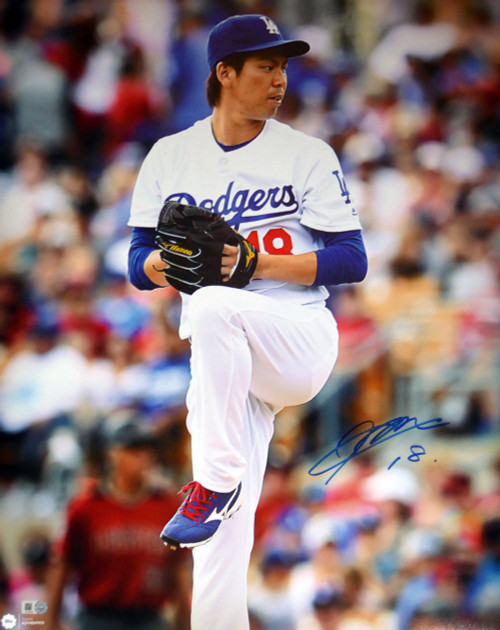 Kenta Maeda Autographed 16x20 Photo Los Angeles Dodgers MLB Holo Stock #104876