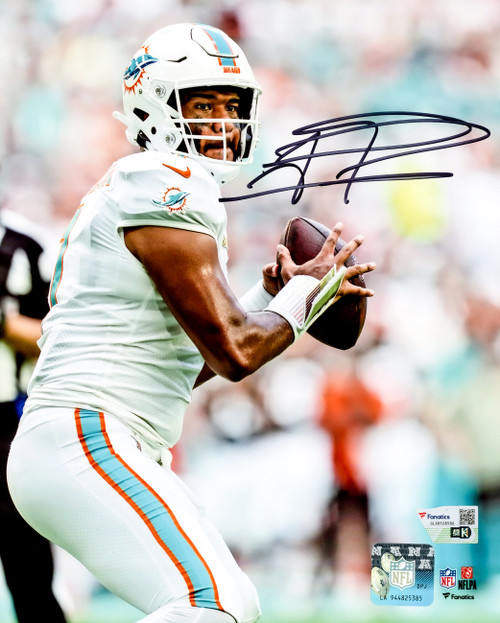 Tua Tagovailoa Autographed 8x10 Photo Miami Dolphins Fanatics Holo Stock #220686