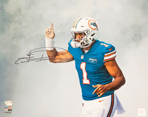 Tua Tagovailoa Autographed 16x20 Photo Miami Dolphins Fanatics Holo Stock #220688