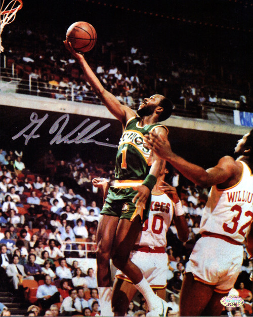 Gus Williams Autographed 8x10 Photo Seattle Sonics MCS Holo Stock #106818