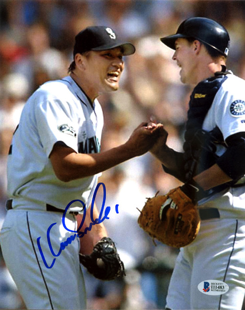 Kazuhiro Sasaki Autographed 8x10 Photo Seattle Mariners Beckett BAS Stock #115978