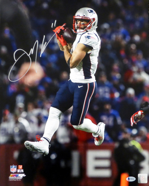 Julian Edelman Autographed 16x20 Photo New England Patriots Beckett BAS Stock #147919