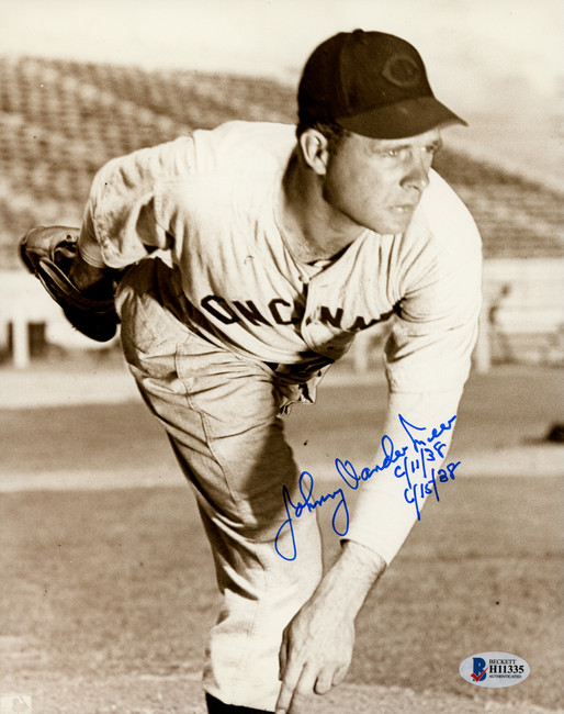 Johnny Vander Meer Autographed 8x10 Photo Back To Back No Hitters "6/11/38 & 6/15/38" Beckett BAS Stock #149535