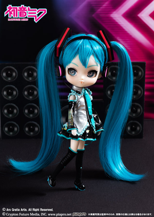 hatsune miku action figure
