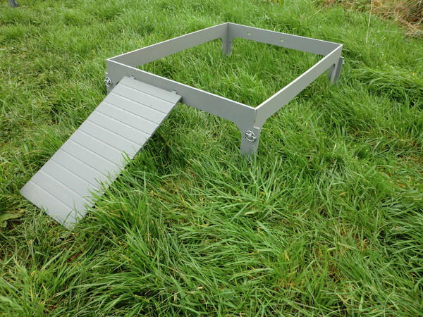 Medium house  stand