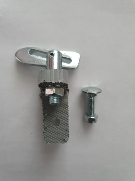 Nest box lid  fastener upgrade