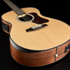 Walden G550RE Natura Solid Spruce Top Armrest Grand Auditorium Acoustic-Electric - Open Pore Satin Natural (G550RE/W)