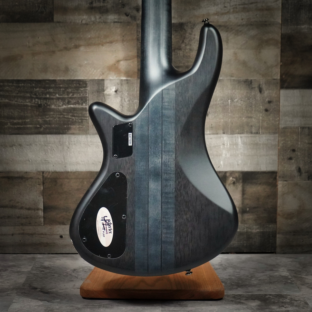 Shop the Schecter Stiletto Studio-5 5-String Electric Bass Guitar (2721) at Musician Madness. Powerful active tone, sleek feel, and studio-ready performance.