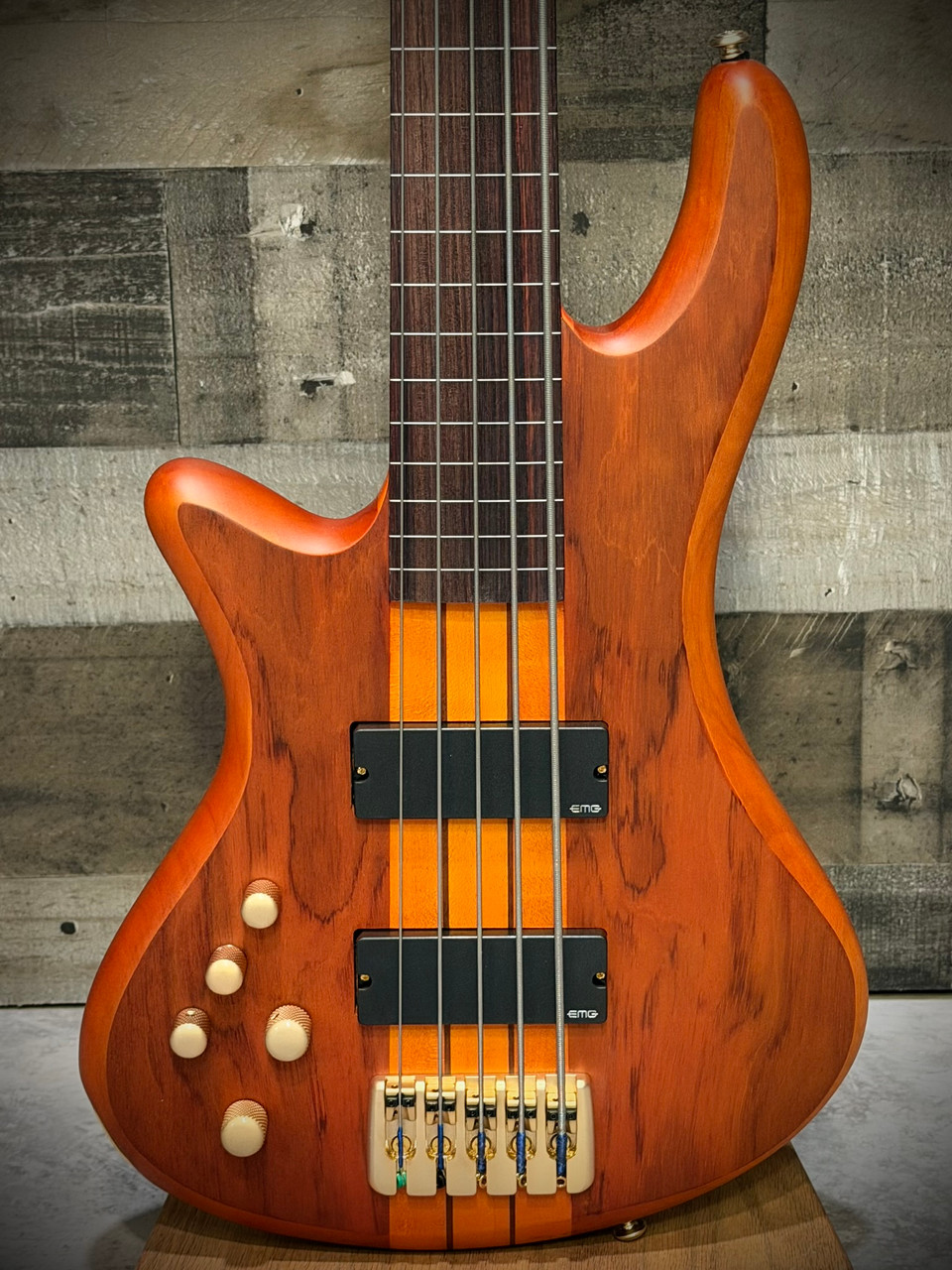 Schecter Stiletto Studio-5 Left Hand Bass - Satin Honey (2775