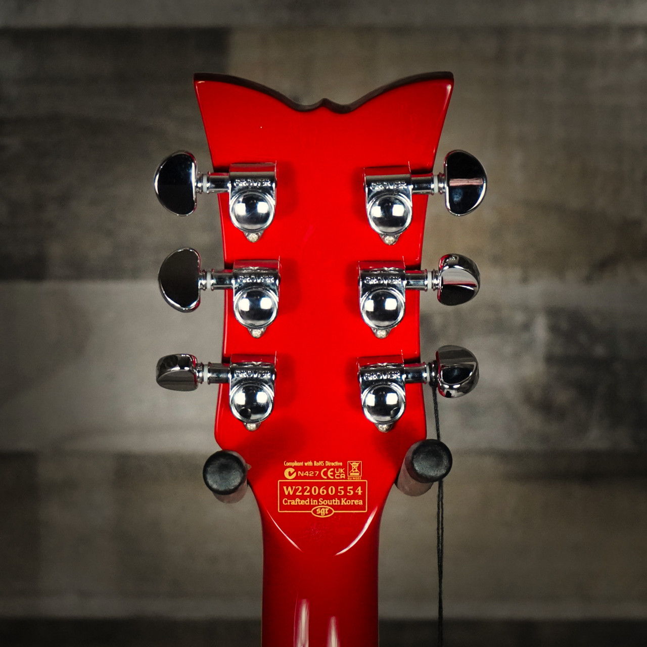 Schecter Ultra III Electric Guitar - Vintage Red (3154) | Musician