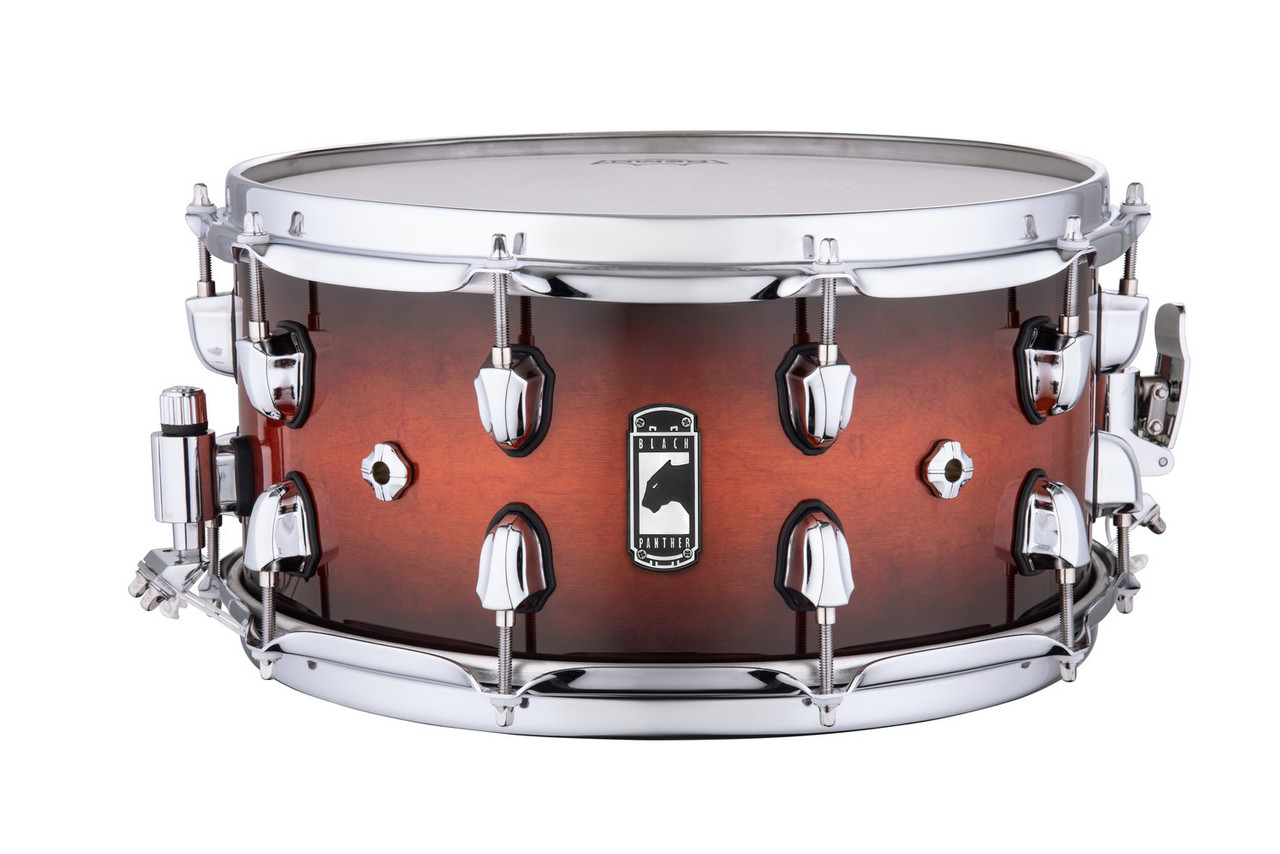Mapex Black Panther Solidus 14" x 7" Snare Drum â€“ Red Black Burst (BPNML4700CVD) featuring a thick maple shell, deep tone, and high-volume projection for bold, dynamic performance.