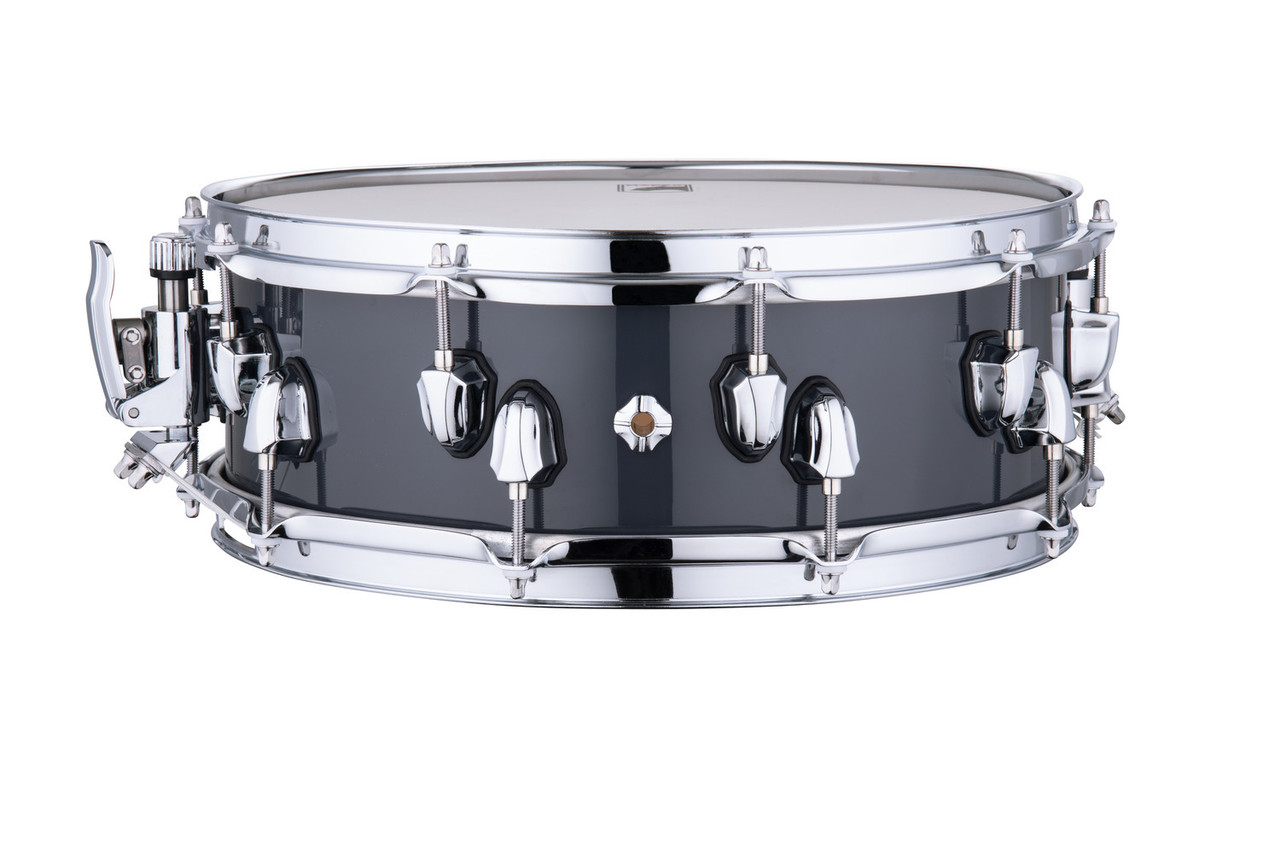 Mapex Black Panther Razor 14" x 5.5" Snare Drum – Dark Grey (BPNML4500CGD) featuring a maple shell, precision hardware, and bright, cutting tone for versatile drummers.