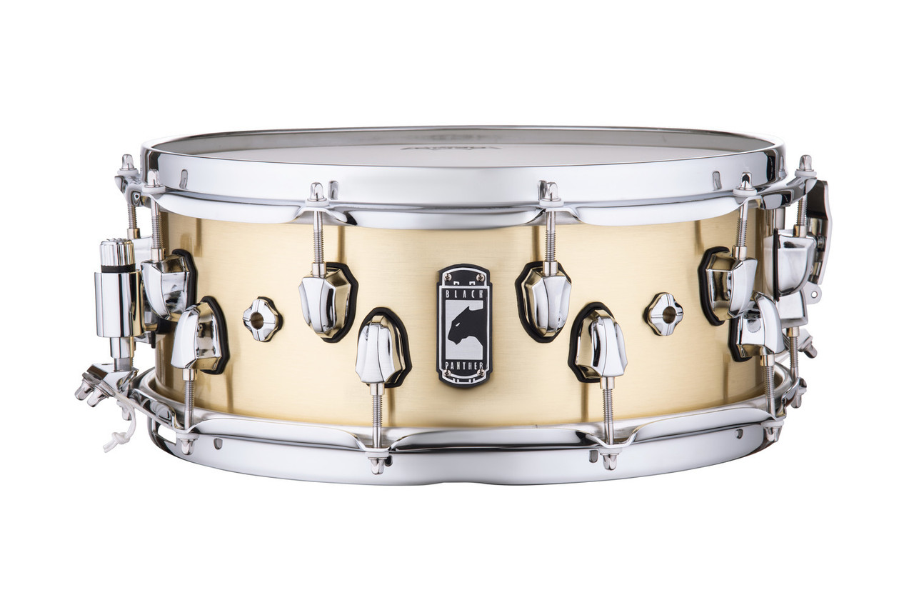 Mapex Black Panther Metallion 14" x 5.5" Snare Drum (BPNBR4551CN) featuring a seamless brass shell, warm tone with crisp attack, and balanced projection for all playing styles.