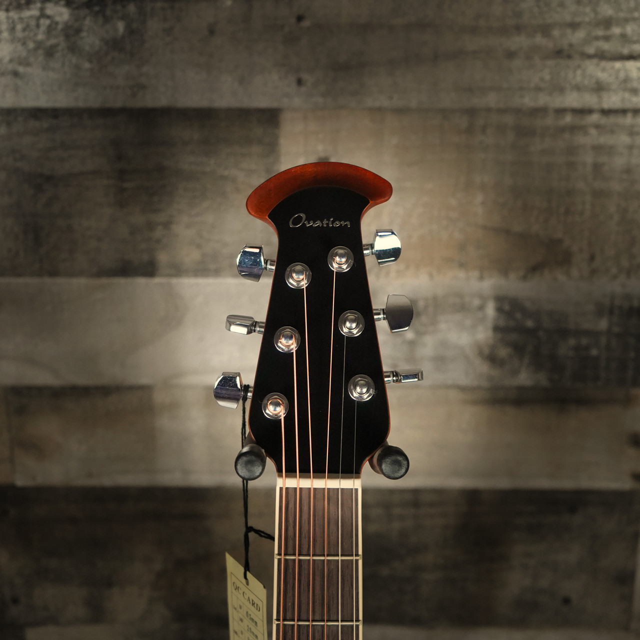 Ovation Celebrity Elite Exotic Quilt Maple, Mint Burst/Natural