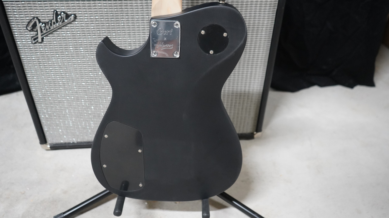 Manson Guitar Works Meta Series MBM-1 Matthew Bellamy Signature Guitar – Satin Black finish, sleek contoured body, powerful Manson pickups, and signature tone inspired by Muse’s frontman