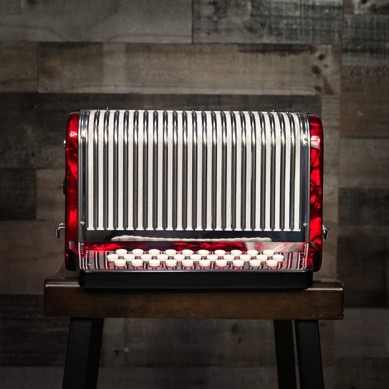 Hohner Corona II Classic GCF Accordion – Pearl Red | Musician Madness