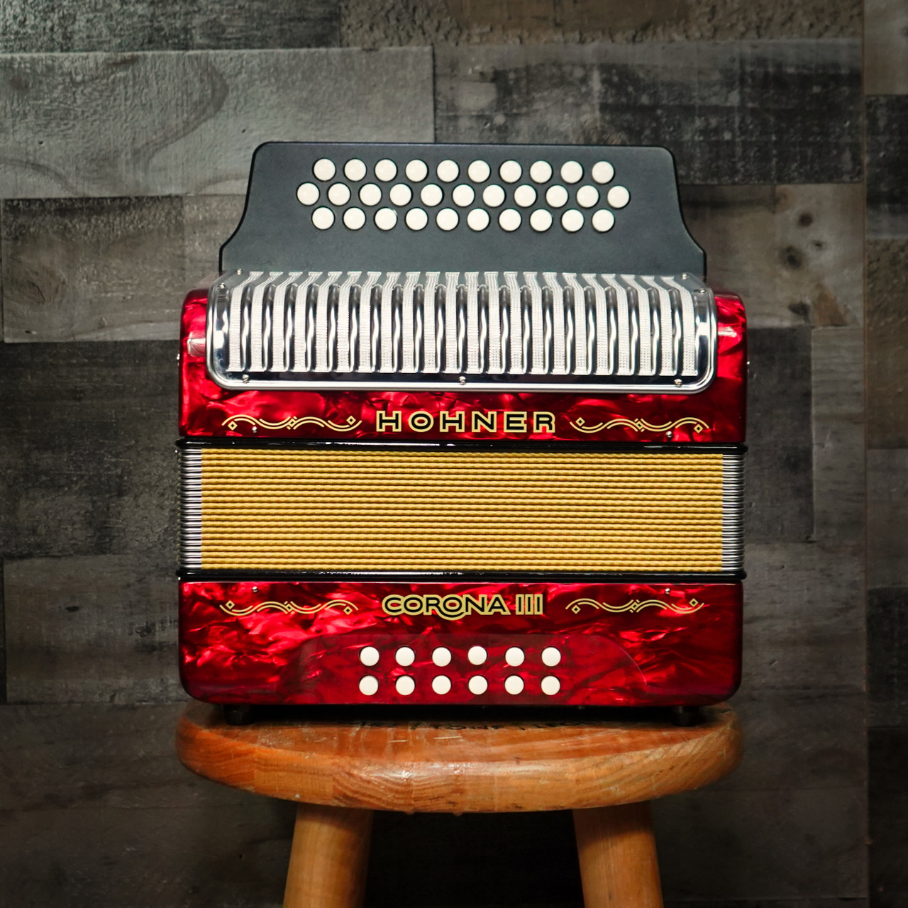 The Hohner Corona III GCF Red Accordion delivers powerful tone, smooth performance, and classic Hohner craftsmanshipÃ¢â‚¬â€perfect for NorteÃƒÂ±o & Tex-Mex music.