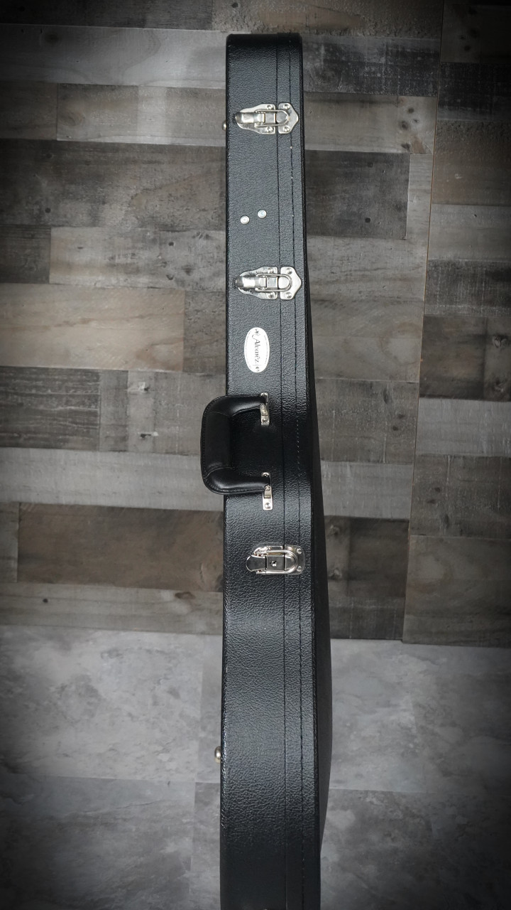 Alvarez Case Thin Line for WY1RR | Musician Madness
