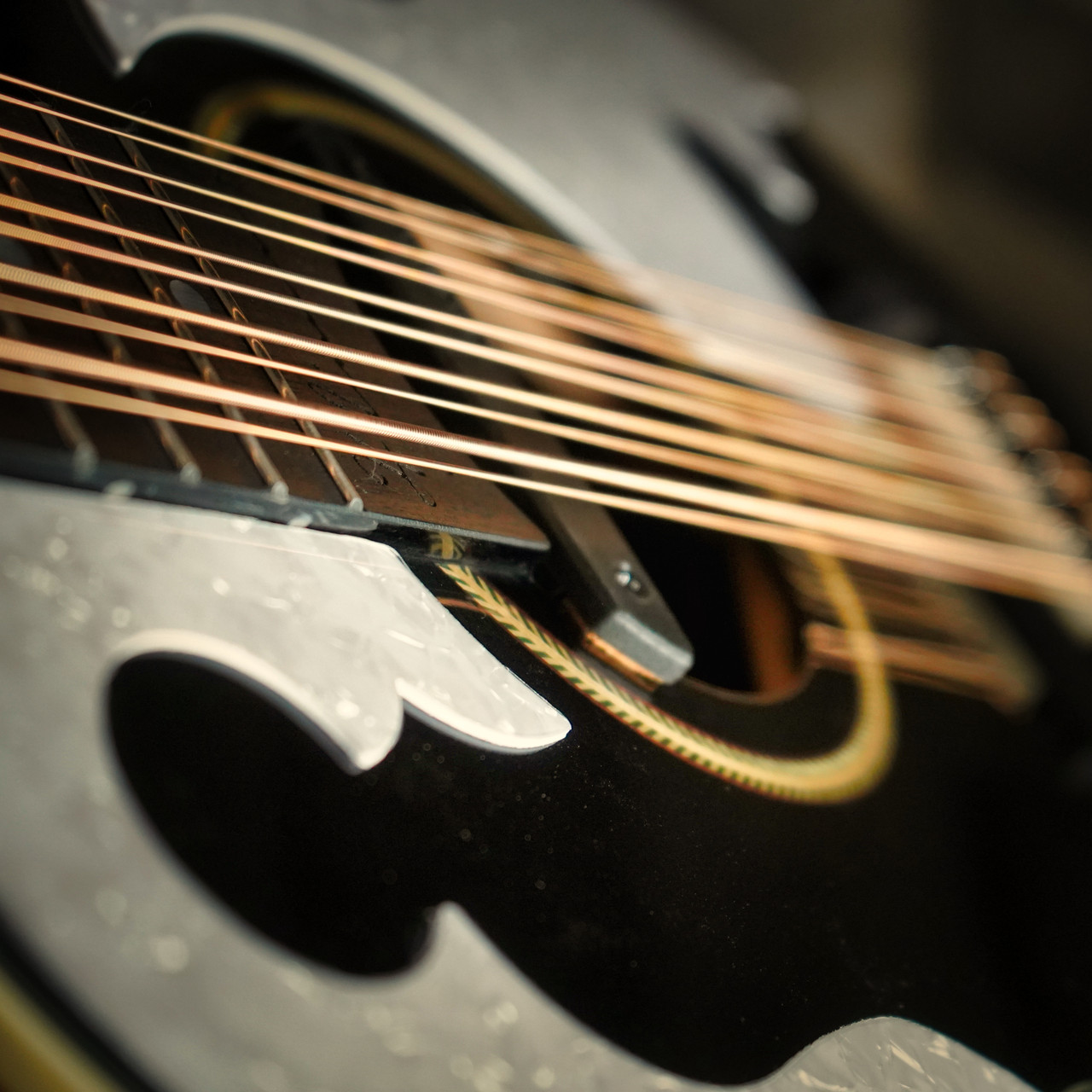 H. Jimenez Bajo Quinto Cutaway Electric (LBQ4EBT) | Musician Madness