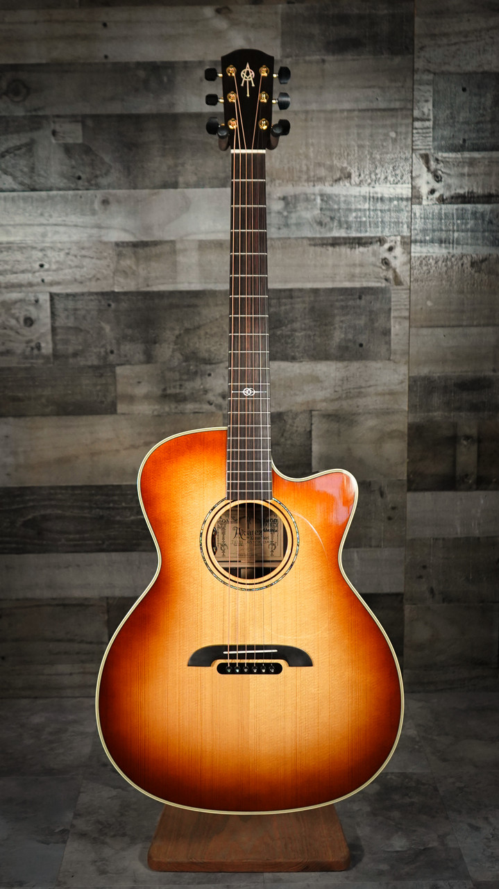 Alvarez Yairi GYM70CESHB Masterworks Grand Auditorium Acoustic-Electric  Guitar Shadow Burst B-Stock