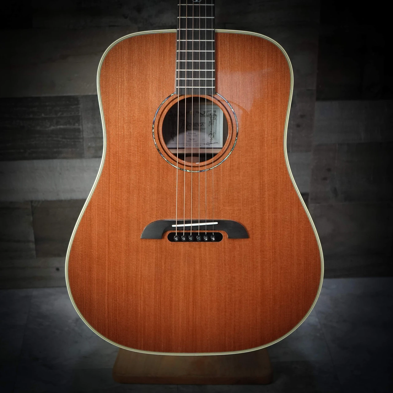 The Yairi Masterworks DYM74 Dreadnought features a solid spruce top and solid rosewood back and sides, handcrafted in Japan with YairiÃ¢â‚¬â„¢s FST6 forward-shifted bracing for maximum resonance and projection. This full-size dreadnought delivers bold low-end response, articulate highs, and classic acoustic powerÃ¢â‚¬â€ideal for singer-songwriters, flatpickers, and professional performers seeking premium craftsmanship and tone.