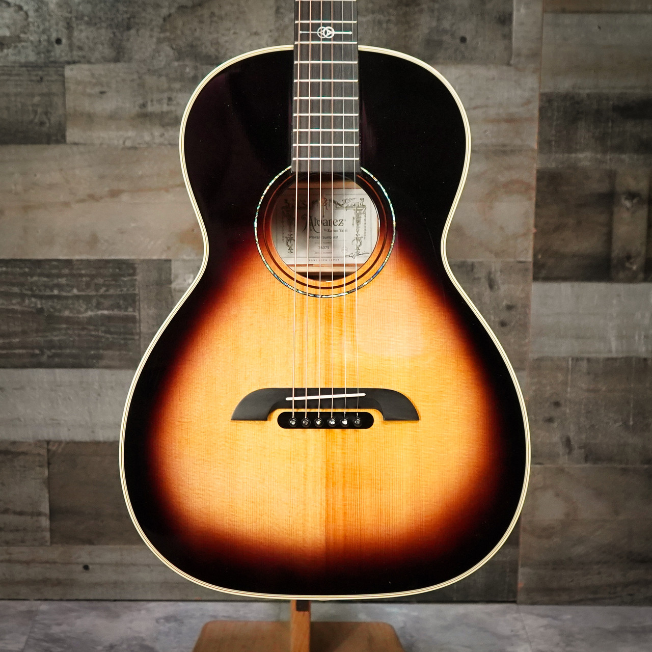 The Yairi Masterworks PYM60 Sunburst is an all-solid parlor acoustic guitar handcrafted in Japan, featuring a solid spruce top, solid mahogany back and sides, and YairiÃ¢â‚¬â„¢s advanced FST6 bracing. The compact parlor body produces a warm, focused voice with exceptional clarity, while the vintage-inspired sunburst finish adds classic appeal. Ideal for fingerstyle, blues, folk, and intimate studio work.