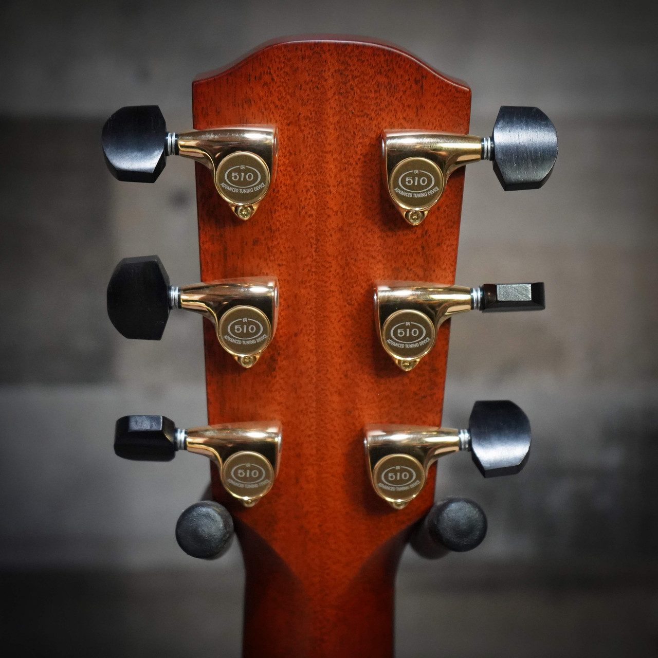 The Alvarez Yairi Masterworks GYM74ce Grand Auditorium Acoustic-Electric features an all-solid construction handcrafted in Japan, with a solid spruce top and solid rosewood back and sides. YairiÃ¢â‚¬â„¢s FST6 forward-shifted bracing enhances resonance, clarity, and sustain, while the cutaway design offers improved upper fret access. Equipped with high-quality electronics for natural amplified tone, this guitar delivers exceptional balance and versatility for stage performers and studio musicians.