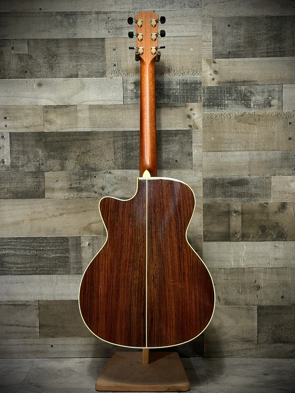 Alvarez Yairi Masterworks GYM74CE Grand Auditorium Acoustic-Electric Guitar (GYM74CE) | Musician Madness
