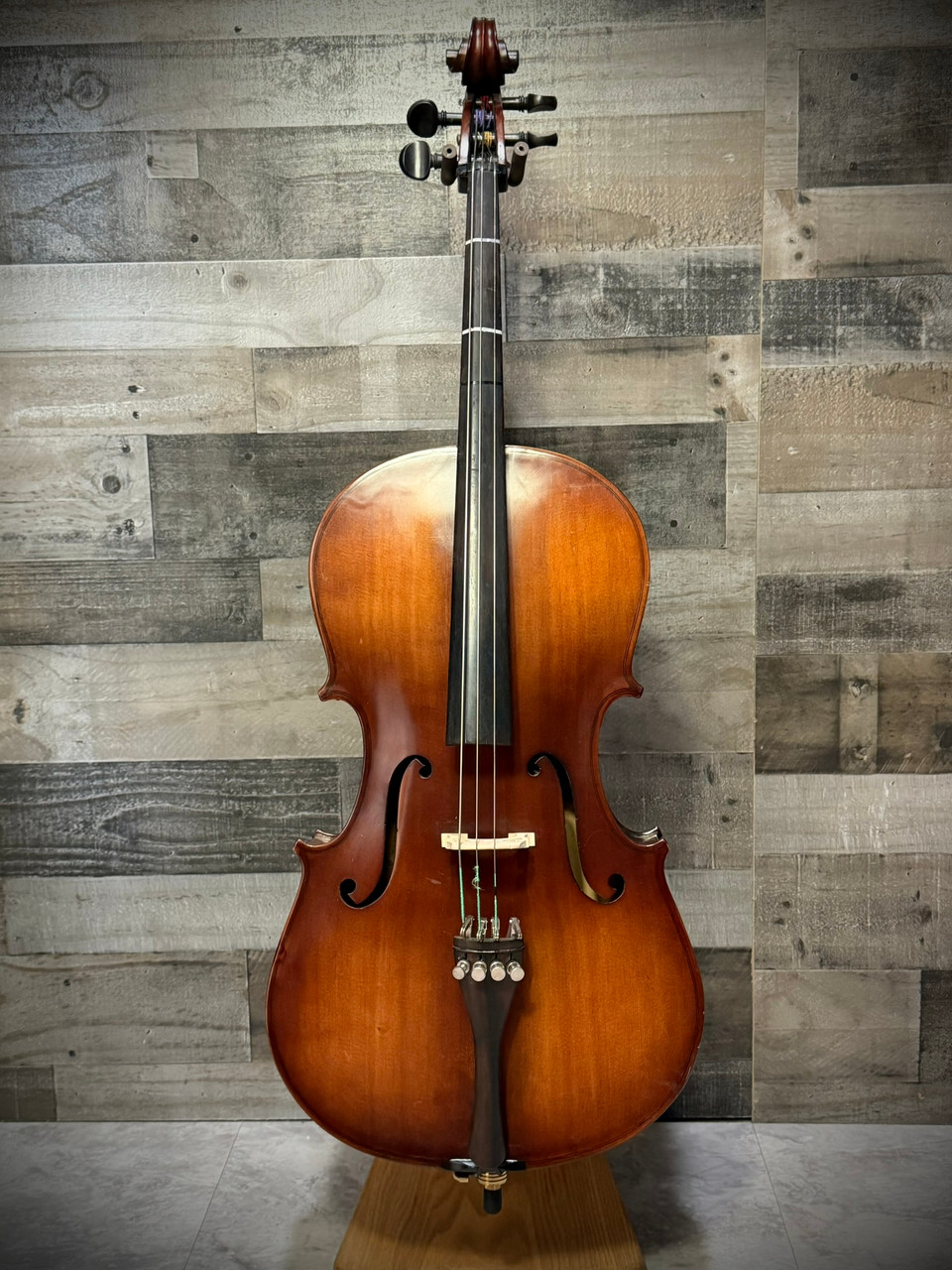 Carlo Robelli CR200 Cello Outfit 1/2 - Used w/ Case