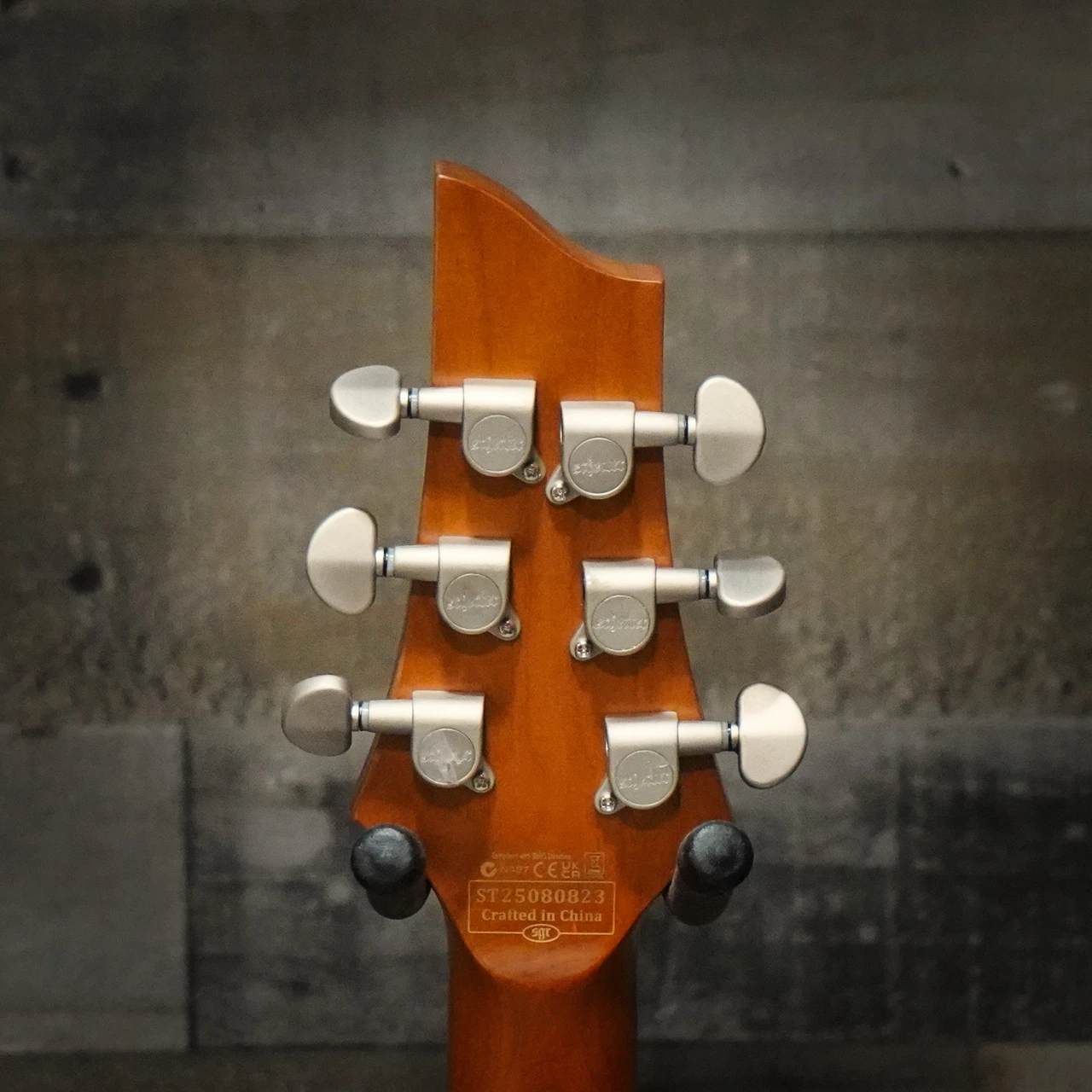 The Schecter C-1 Standard Plus (3937) features a beautifully figured quilted maple top dressed in a vivid Blue Fade finish, delivering boutique looks with powerful performance. A fast Thin-C neck, Diamond Series humbuckers, and reliable hardware provide articulate tone, strong sustain, and modern comfortÃƒÂ¢Ã¢â€šÂ¬Ã¢â‚¬Âideal for players seeking a stylish and versatile guitar for rock, metal, and beyond.