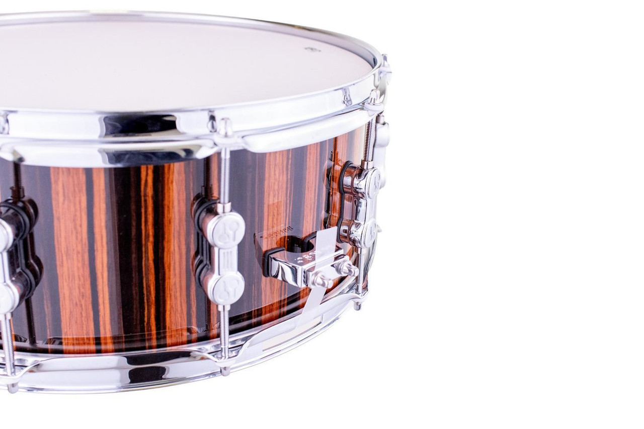 Sonor AQ2 150th Anniversary Shell Set – High Gloss Ebony Veneer (AQ2-Sonor ANN-WMCEBN) featuring hybrid maple/birch shells, chrome hardware, and limited-edition anniversary badging