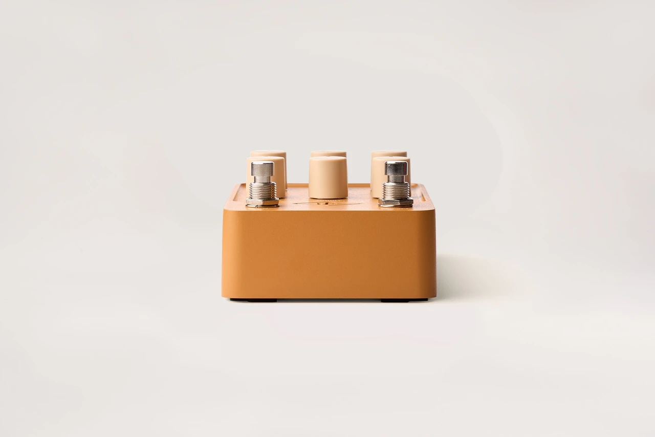 Universal Audio UA-ENIGMATIC Enigmatic '82 Overdrive Special Amplifier Emulation Pedal | Musician Madness