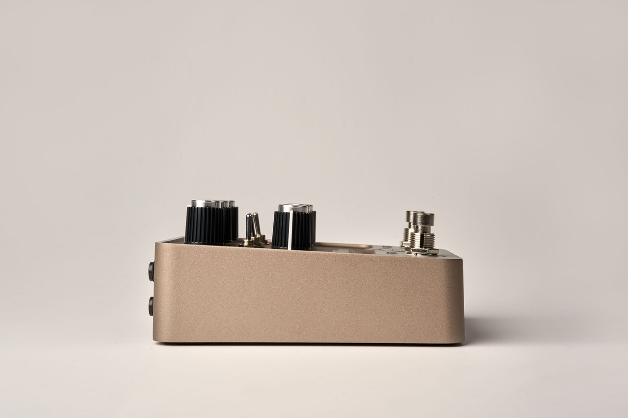Universal Audio GOLDEN Reverberator Stereo Effects Pedal featuring dual footswitches, classic reverb type selector, and authentic UAFX modeling of vintage reverb units.