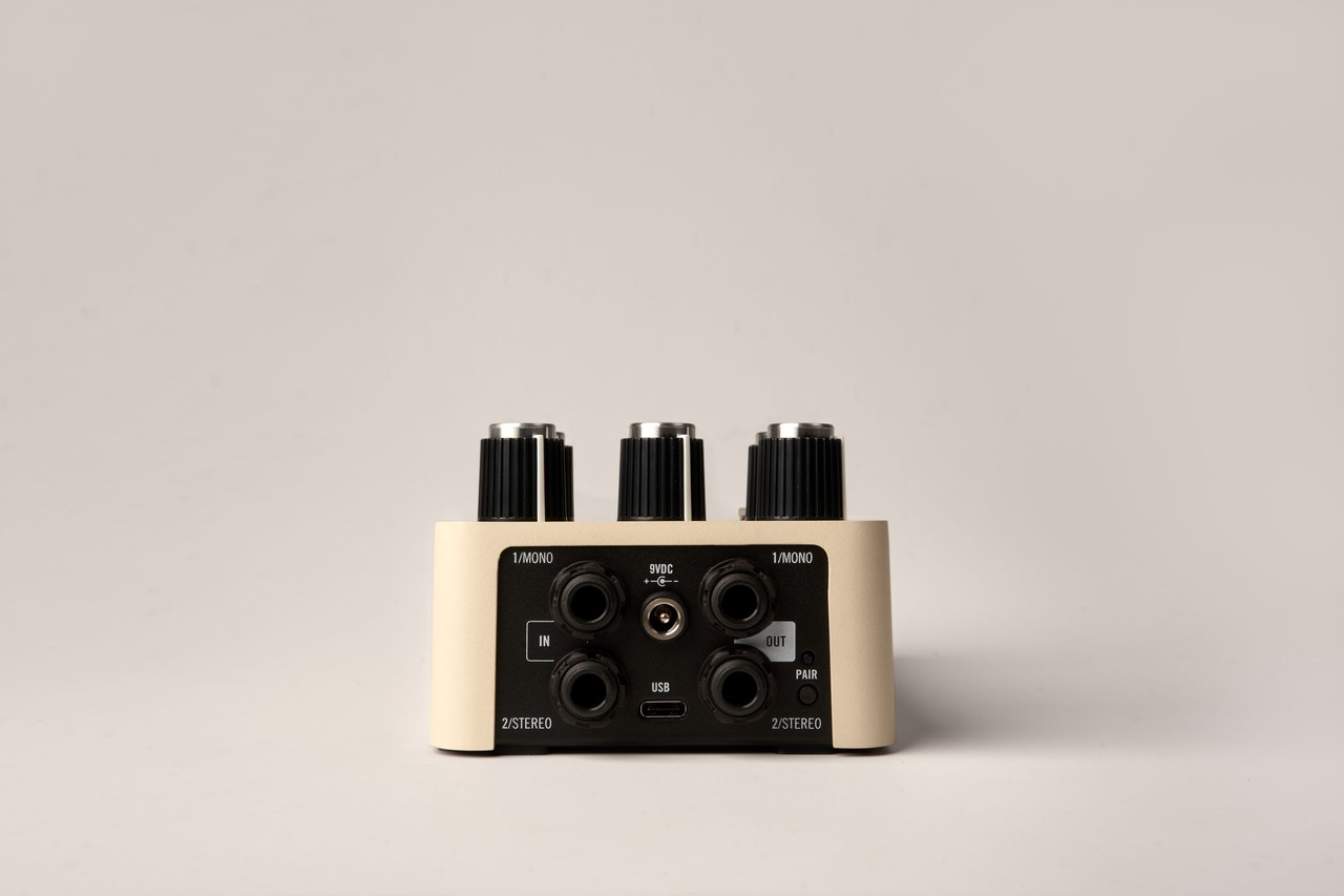 Universal Audio ASTRA Modulation Pedal featuring dual footswitches, UAFX design, and authentic analog-style modulation effects for chorus, flanger, and tremolo tones.