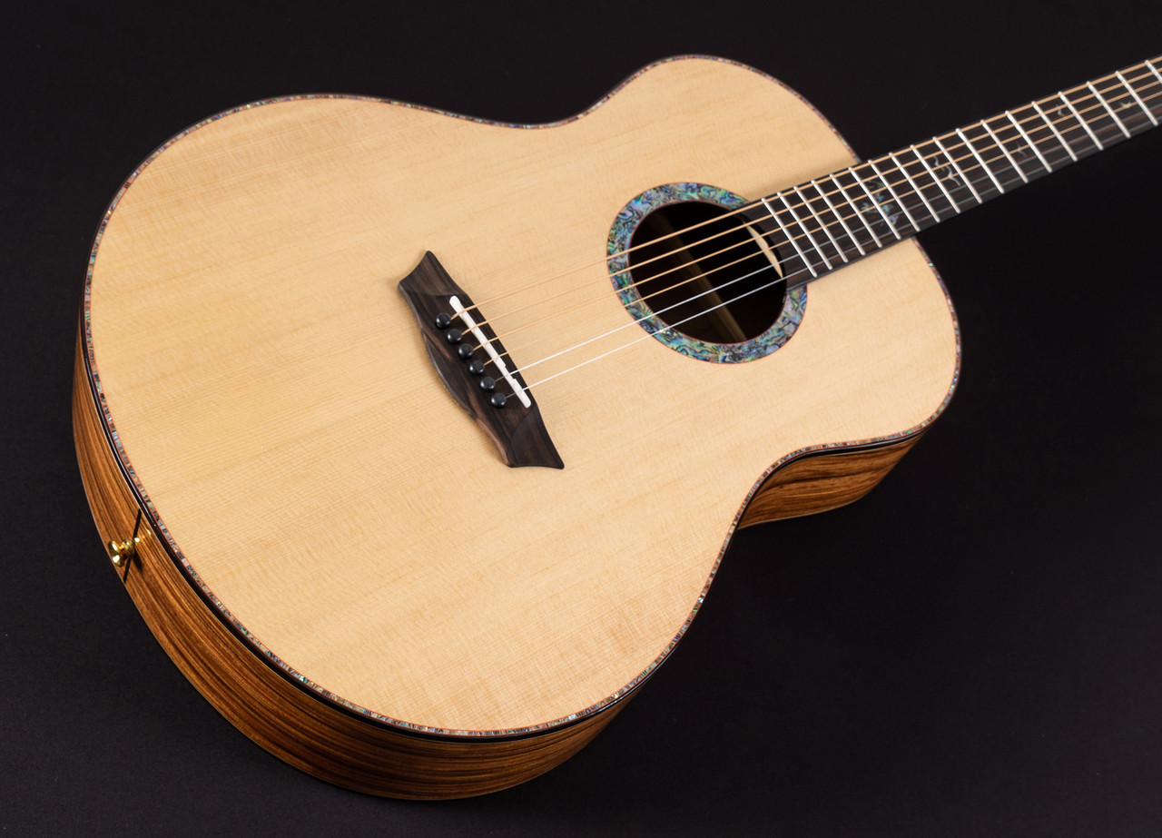 Washburn Elegante S24S Bella Tono Studio Acoustic Guitar in gloss natural finish featuring spruce top, pau ferro back and sides, and elegant body design for balanced studio tone.