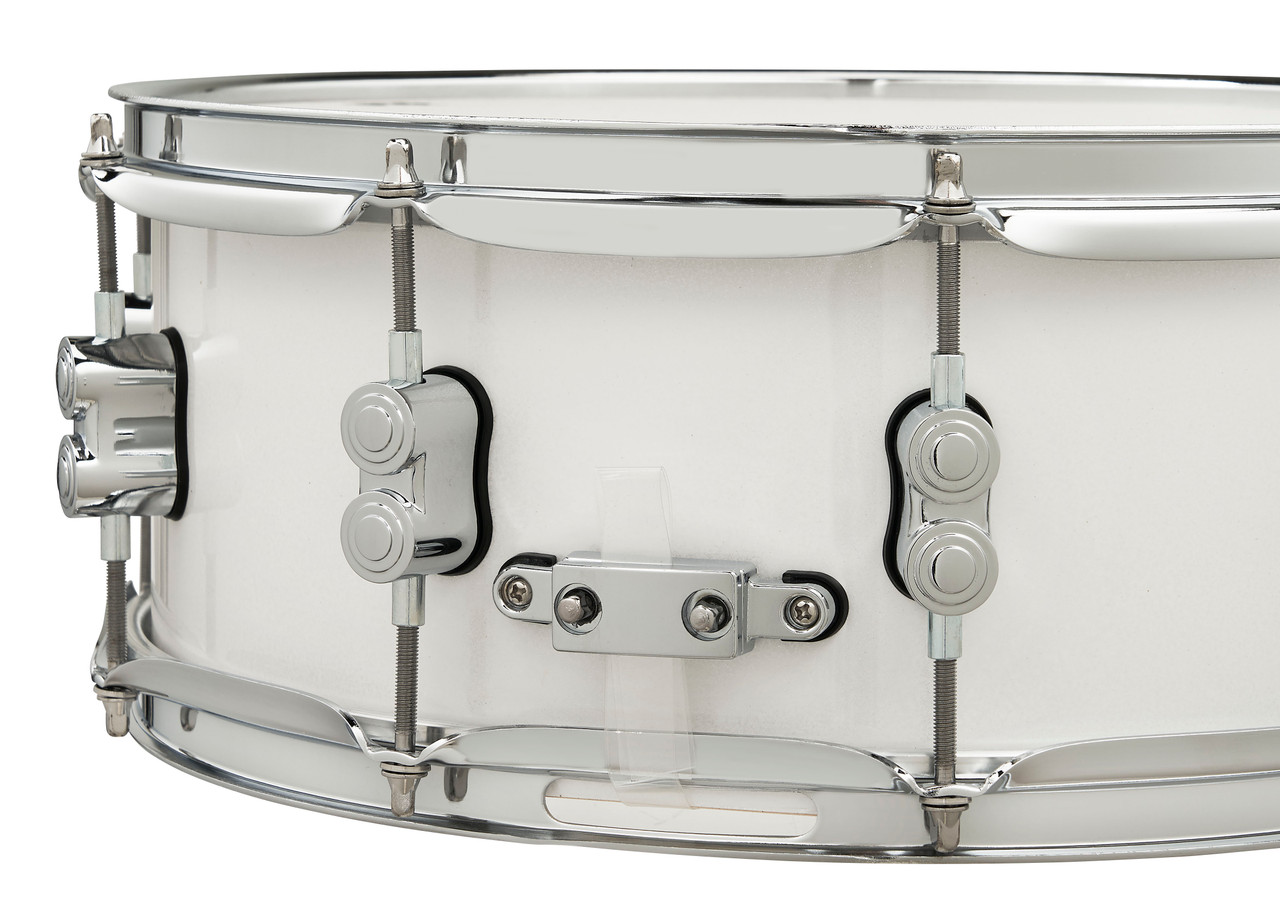PDP Concept Maple 5.5x14 Snare Drum in Pearlescent White Lacquer finish with maple shell and chrome hardware, offering warm tone and elegant stage presence.