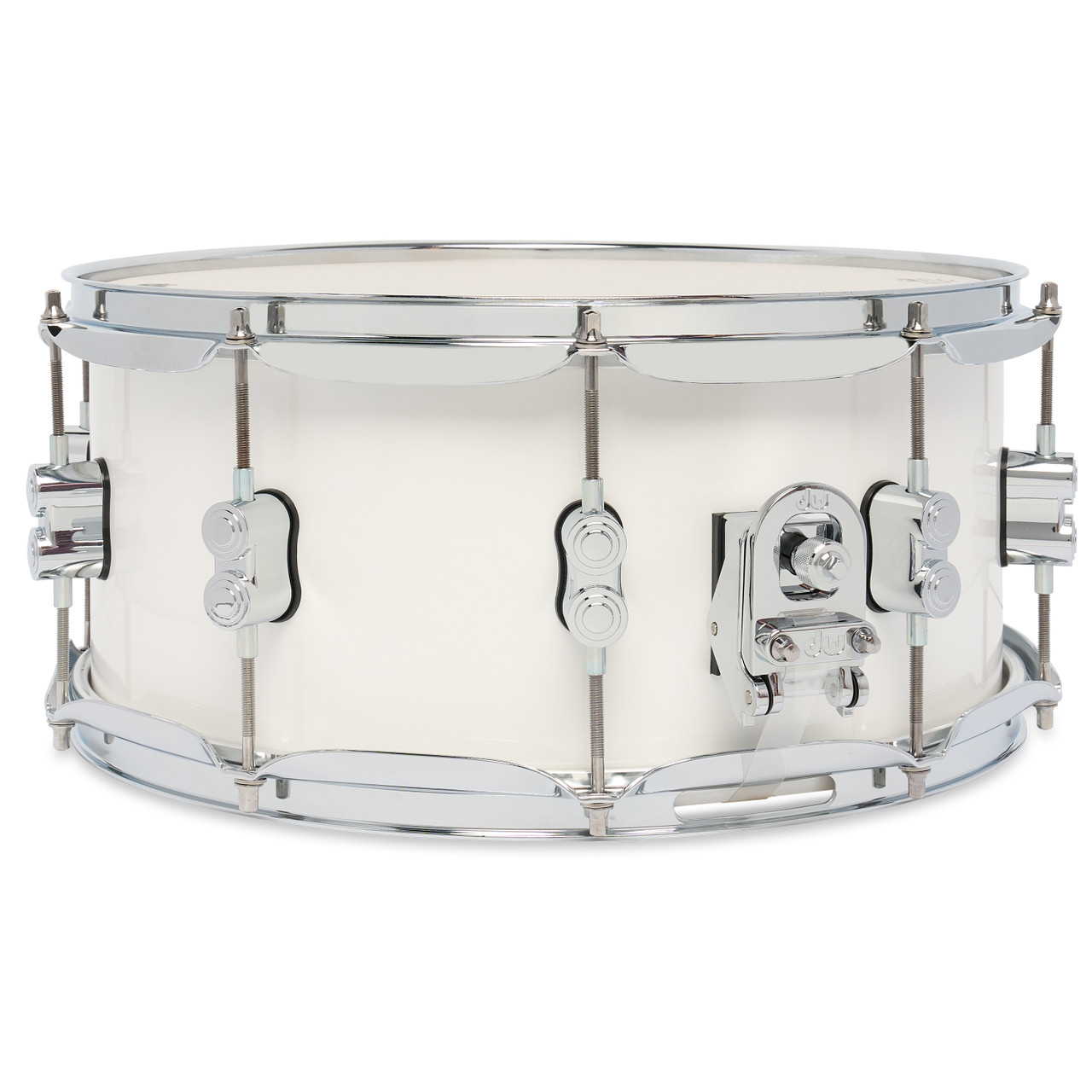 PDP Concept Maple 6.5x14 Snare Drum in Pearlescent White Lacquer finish with maple shell and chrome hardware, delivering warm tone and refined appearance.