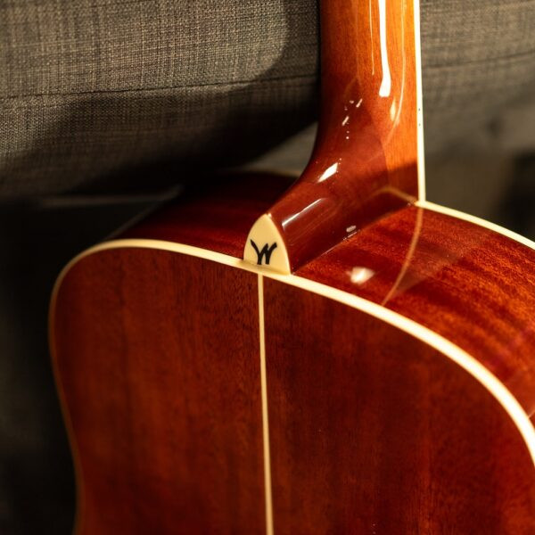 Washburn Dreadnought Mahogany Acoustic Guitar with Gigbag (WD100DLMK-U)