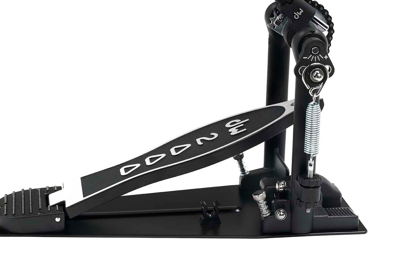 DW 2000 Series Single Bass Drum Pedal (DWCP2000) – smooth and durable DW kick pedal with adjustable tension and pro-level response – Musician Madness