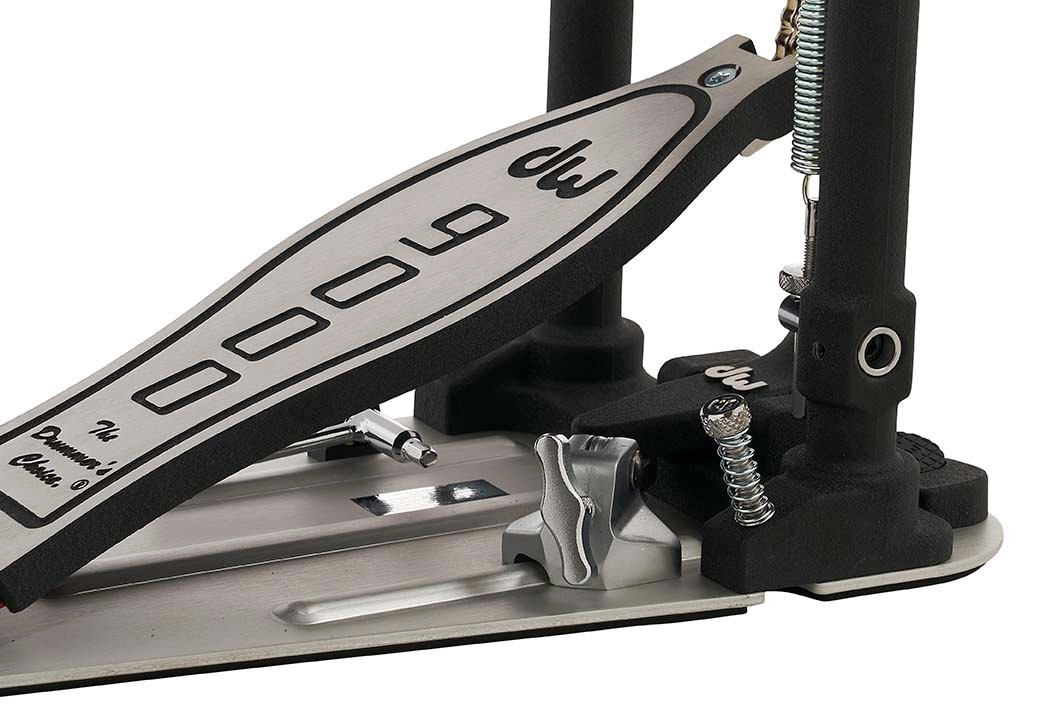 DW 9000 Series Single Bass Drum Pedal w/ Bag (DWCP9000) | Musician Madness