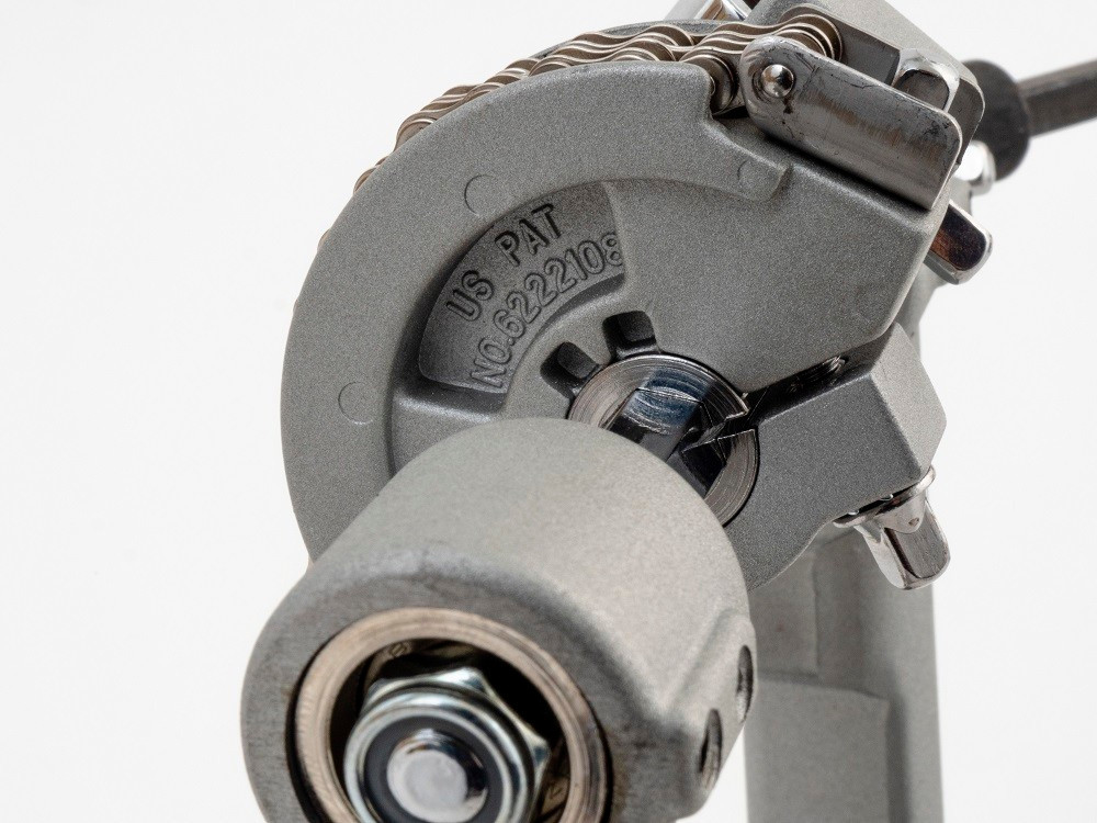 Dixon Precision 1000 Double Bass Drum Pedal featuring a smooth dual-pedal design, responsive action, adjustable tension system, and rugged construction ideal for modern drummers.