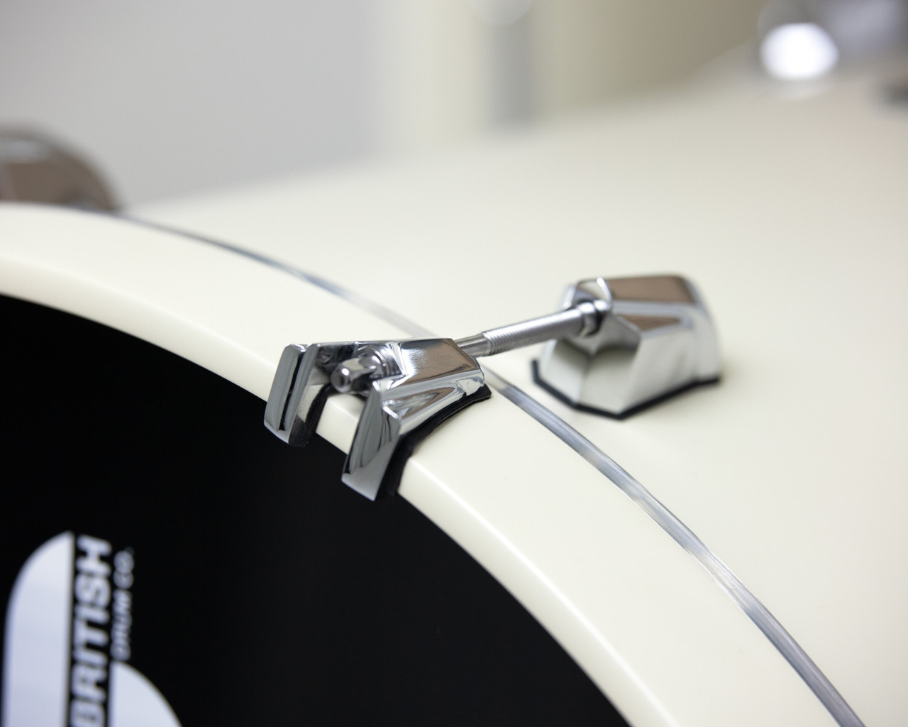 British Drum Co. Enigma Series Club Kit – Satin Olde English White (ENG-22-CB-SEW) | Musician Madness